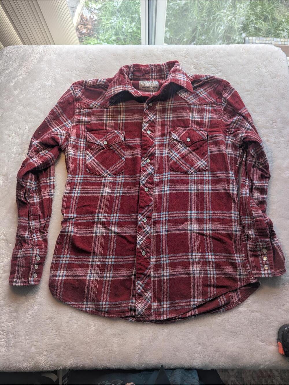 Wrangler Red Plaid Flannel Shirt Medium